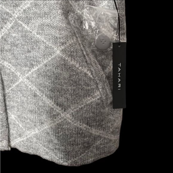 NWT Tahari Wool Blend Gray Oversized Diamond Design Women’s Coat Size S - Picture 6 of 12